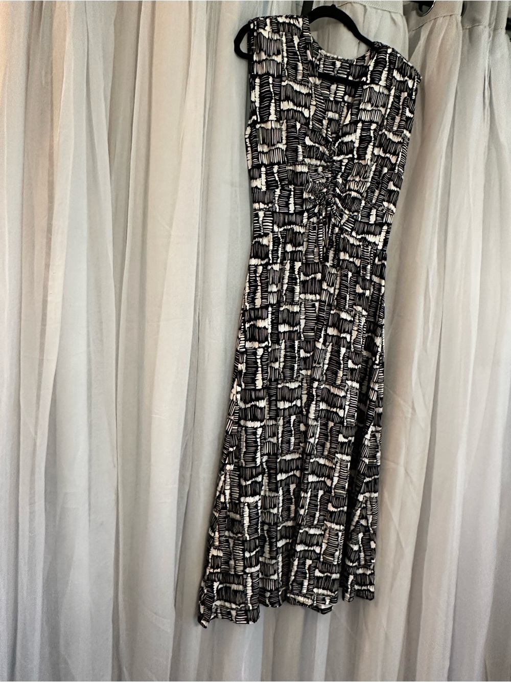 Nine West NWT Black & White Patterned Maxi Dress with Beaded String Rusching